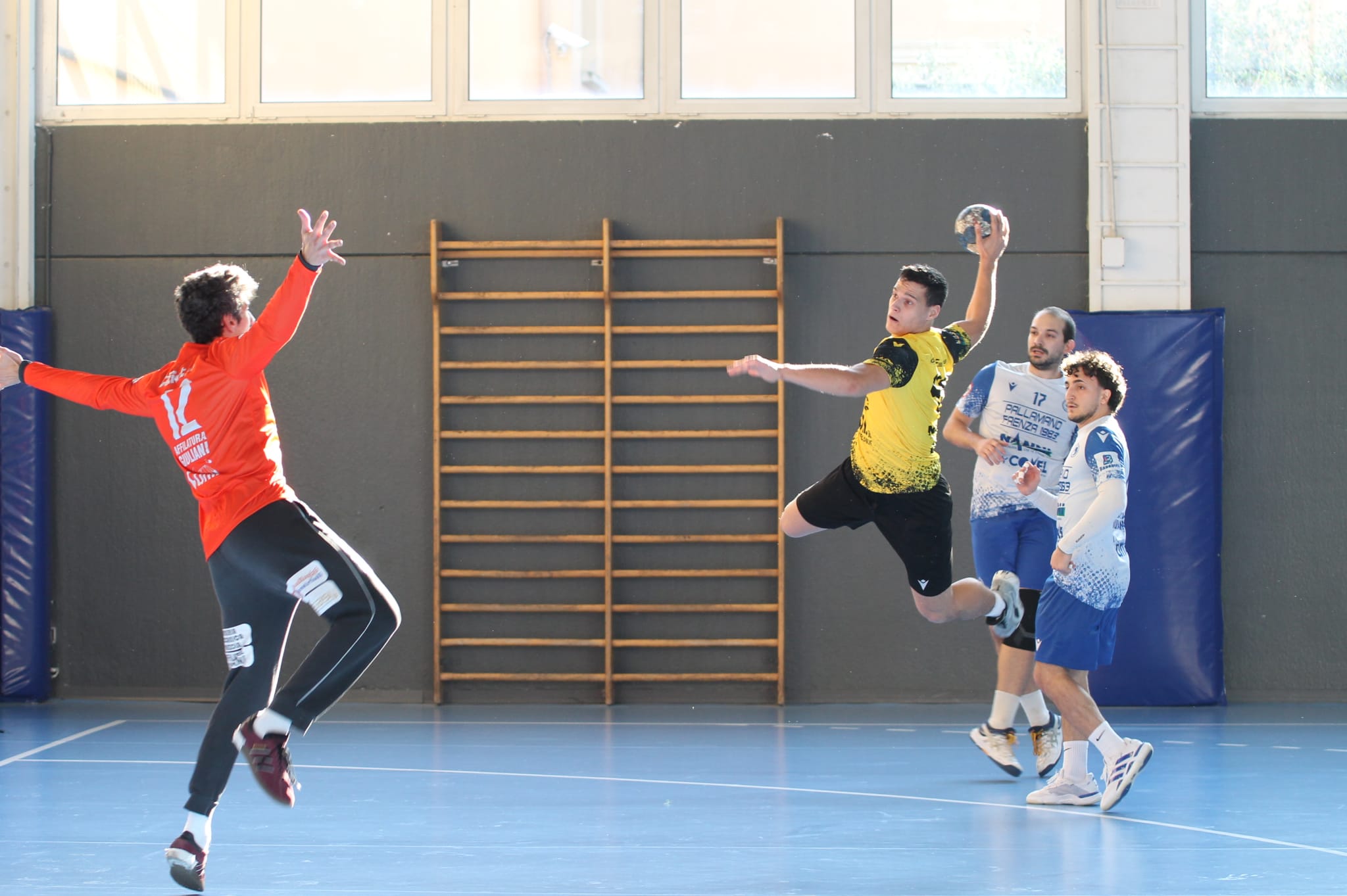 IL DERBY E’ GIALLONERO