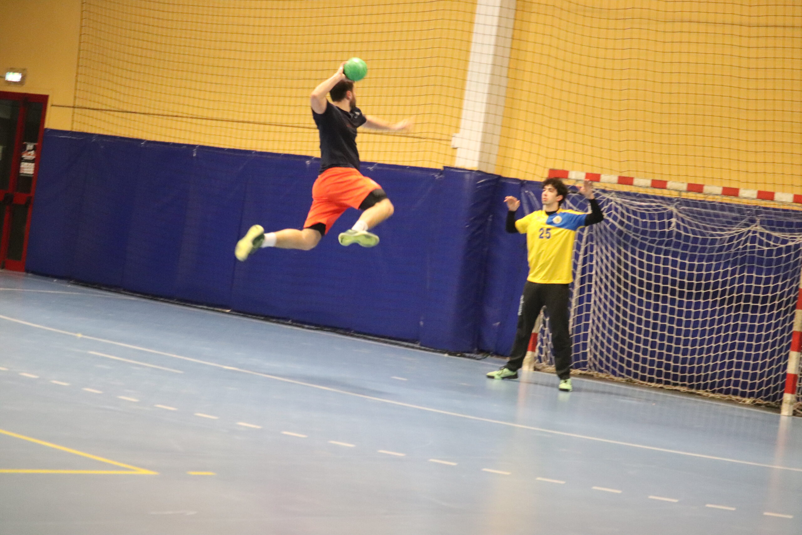 LARGO SUCCESSO SUL MODENA