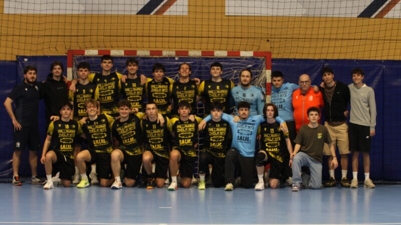 GLI APPLAUSI DEL PUBBLICO DI CASA