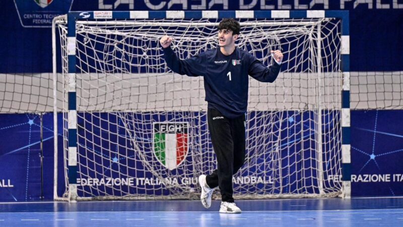 NELLE MANI DI ALEX MARTINI