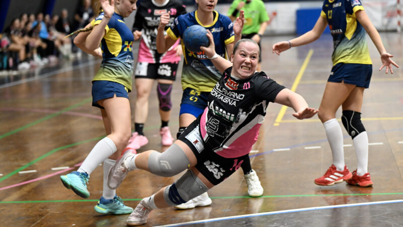 LARGO SUCCESSO AL DEBUTTO IN CASA